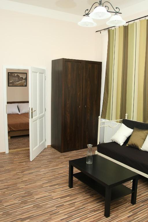 ミシュコルツ Promenade Panzio Bed & Breakfast 部屋 写真