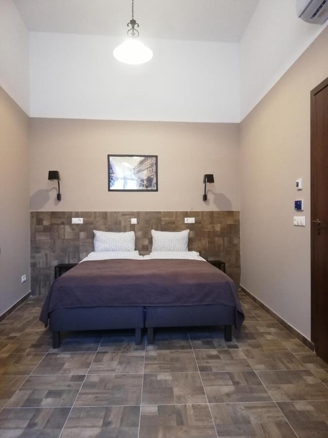 ミシュコルツ Promenade Panzio Bed & Breakfast エクステリア 写真